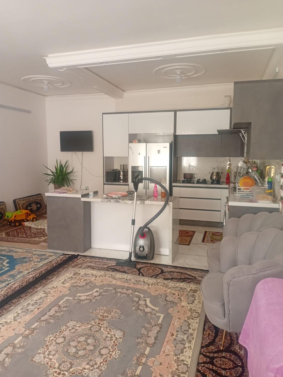 فروش خانه ویلایی ۸۰ متری ۲طبقه قنوات|فروش خانه و ویلا|قم, آذر (نکویی)|دیوار