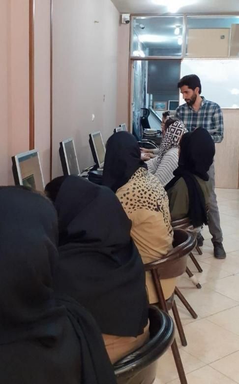 مشاوره و اخذ مدرک تحصیلی|خدمات آموزشی|بندرعباس, |دیوار