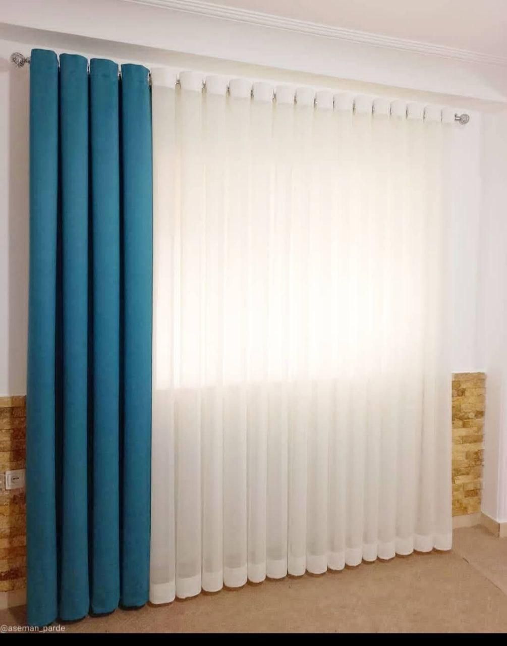 پرده سالن پذیرایی با یک دستک مخمل|پرده، رانر، رومیزی|مشهد, ولیعصر (شهرک غرب)|دیوار