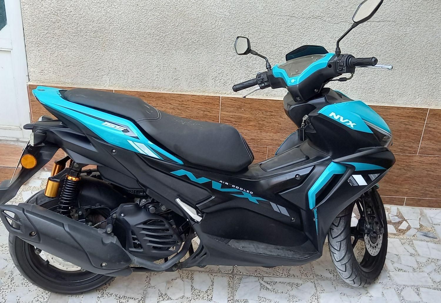 موتور ایروکس مدل ۱۴۰۲ تمیز خوش رنگ، کم کارکرد|موتورسیکلت|لاهیجان, مهرگان|دیوار