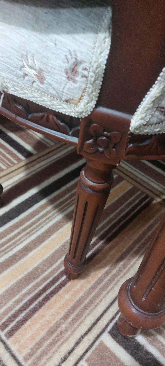 فروش میزغذا خوری ده نفره.|میز و صندلی غذاخوری|شیراز, قلعه شاهزاده بیگم|دیوار