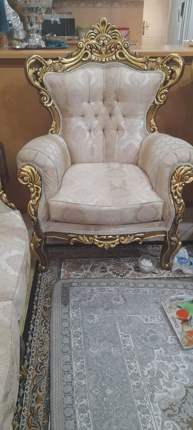 یک دست مبلمان استیل سفارشی ساز|مبلمان خانگی و میز عسلی|تهران, بهداشت|دیوار