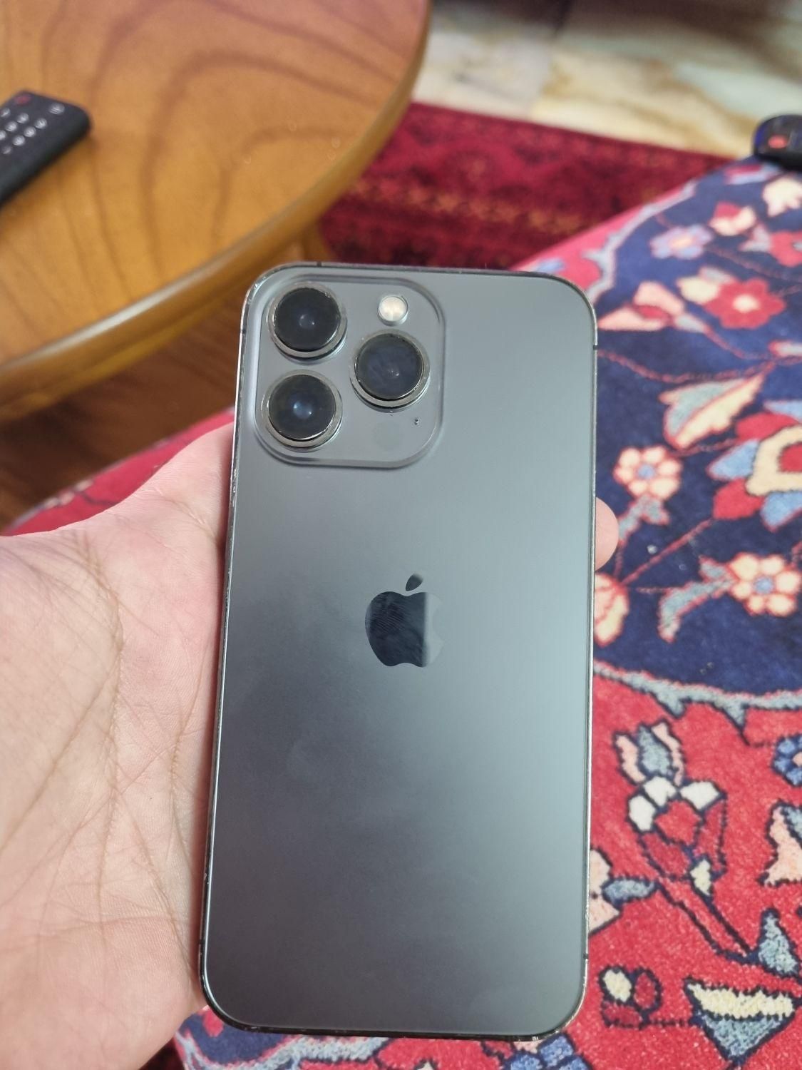 اپل iPhone 13 Pro با حافظهٔ ۲۵۶ گیگابایت|موبایل|رشت, گلسار|دیوار