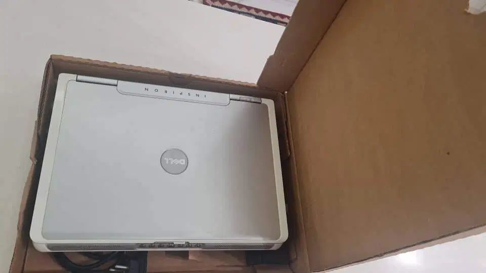Dell Inspiron 6400-با جعبه-شارژر اصلی-روشن نمی‌شود|رایانه همراه|تهران, صادقیه|دیوار