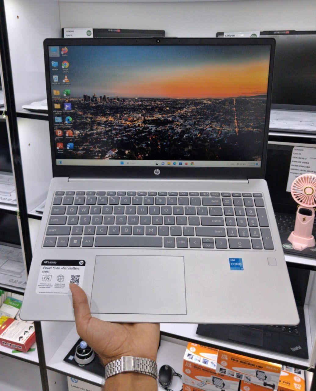 لپتاپ آکبند HP با هارد 256G ssd|رایانه همراه|آبادان, |دیوار