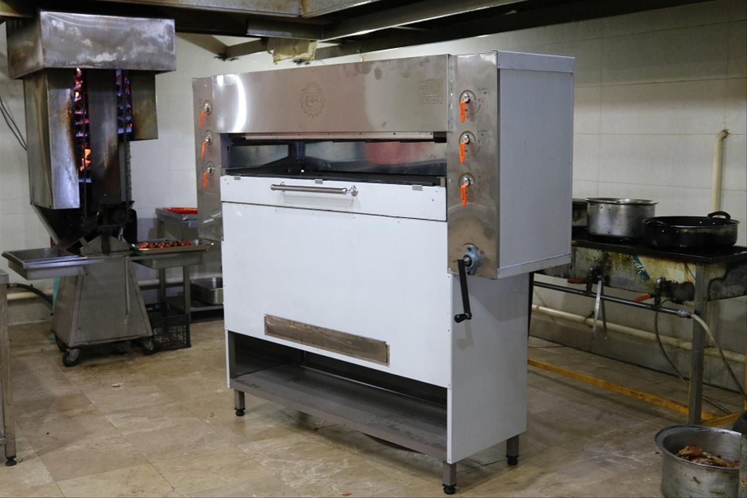 کباب پز تابشی مخزن فلزی|کافی‌شاپ و رستوران|اصفهان, سنبلستان|دیوار