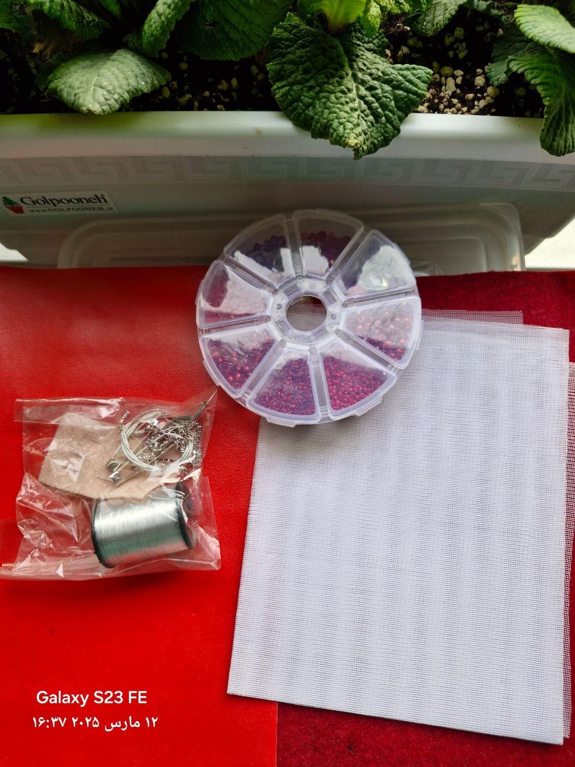 پک جواهر دوزی رنگ مشکی،قرمز و آبی همراه با ملزومات|لوازم خیاطی و بافتنی|تهران, علم و صنعت|دیوار