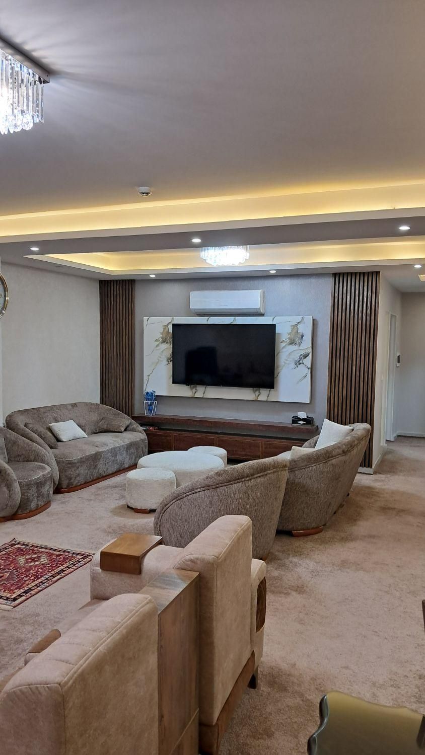 160متری  تک واحدی لوکیشن مناسب|فروش آپارتمان|رشت, شهرک شهید رجایی|دیوار