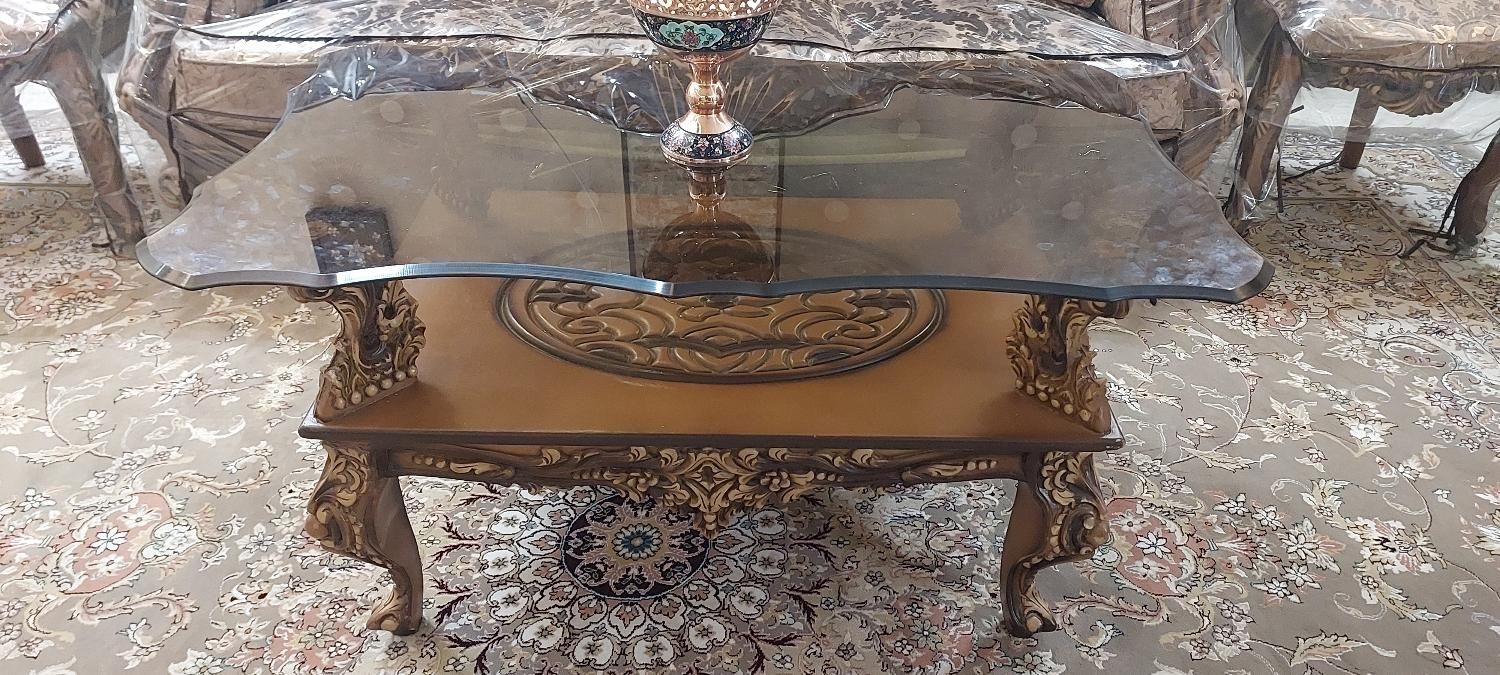 مبلمان کلاسیک ۹ نفره|مبلمان خانگی و میز عسلی|اصفهان, شاهزید|دیوار