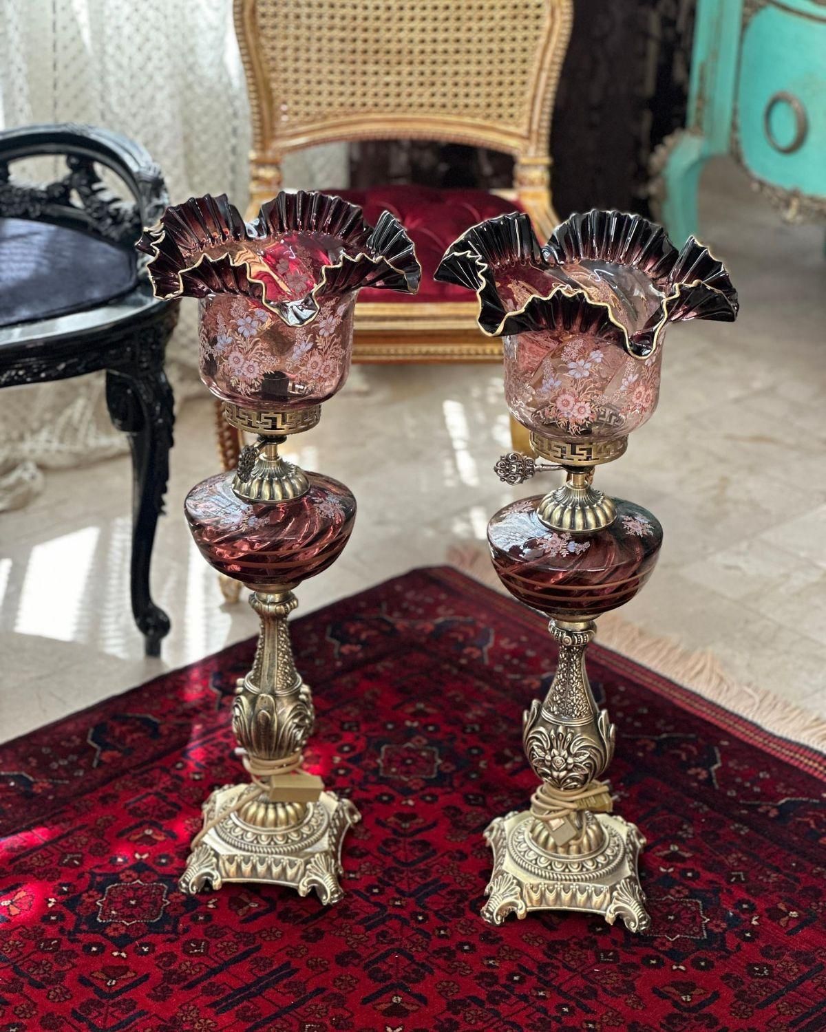 چراغ پایه آنتیک دنسی دوپوست|صنایع دستی و سایر لوازم تزئینی|تهران, شوش (باغ آذری)|دیوار