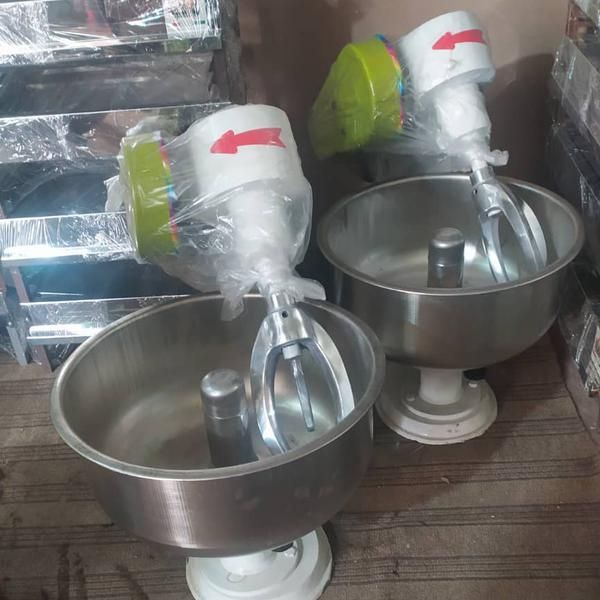 خمیرگیر|کافی‌شاپ و رستوران|مشهد, هنرور|دیوار