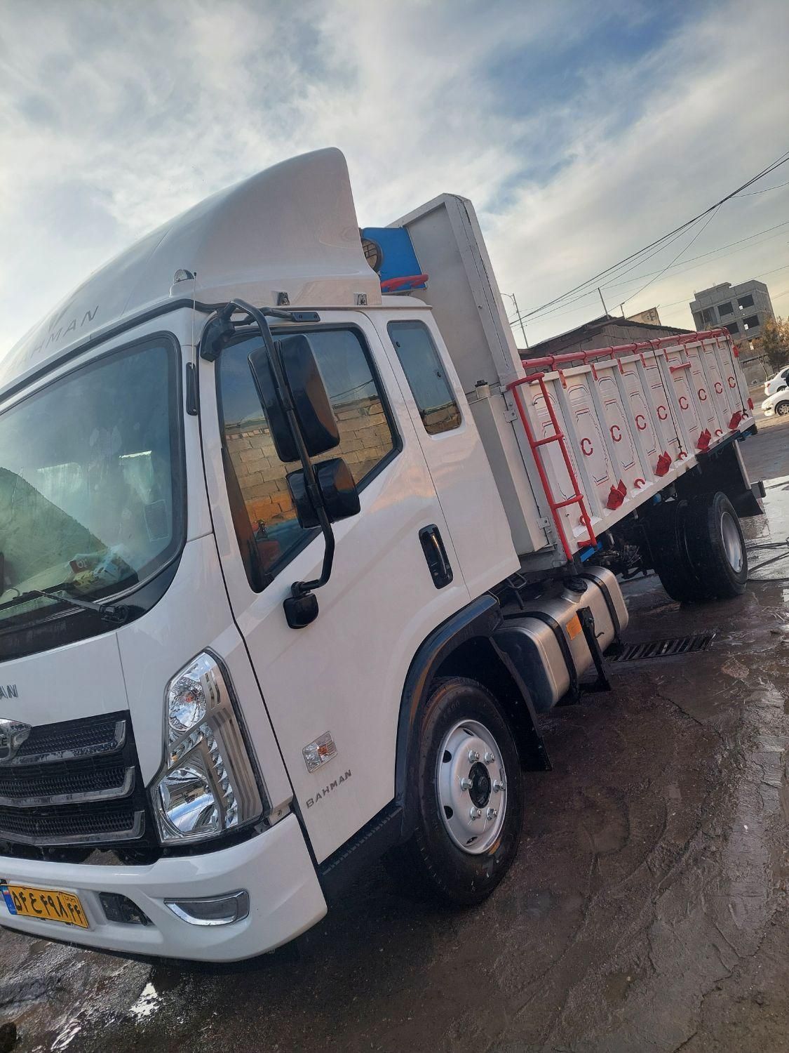 حمل بار به سراسر نقاط ایران ماشین خاور ایسوزو|خدمات حمل و نقل|کرمان, |دیوار