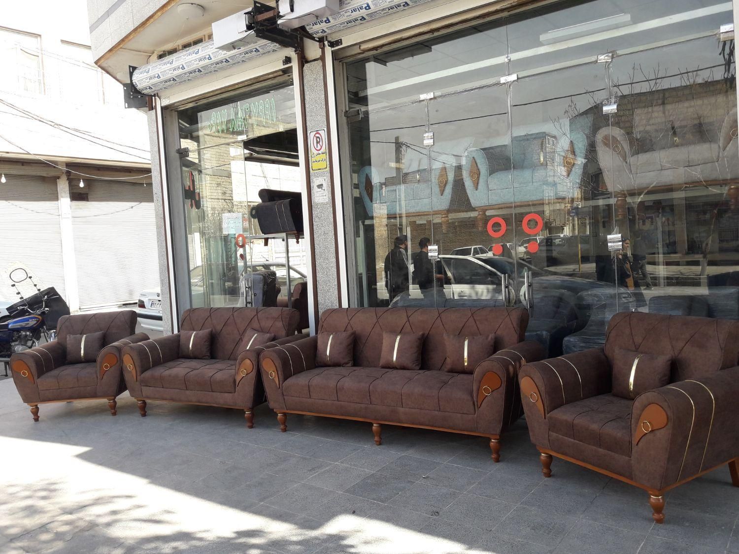 مبل برتر حاج علی کاشانی متن توضیحاتو کامل بخونید|مبلمان خانگی و میز عسلی|کاشان, |دیوار