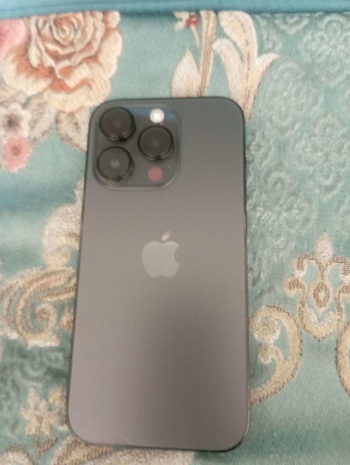 اپل iphone 14 pro با حافظهٔ ۲۵۶ گیگابایت معاوضه|موبایل|شاهین‌شهر, مخابرات (شهید بهشتی)|دیوار