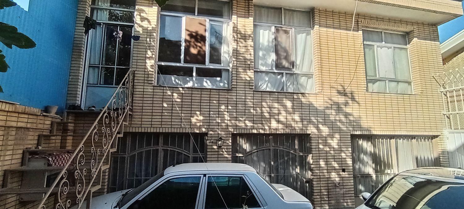 ولایی 2 طبقه 350 متر 3 بر|فروش خانه و ویلا|شهرکرد, |دیوار