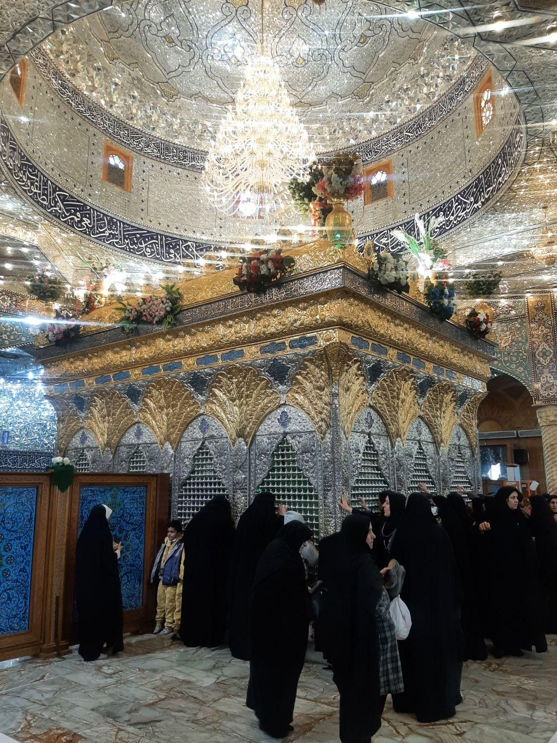 سفر به قطعه ای از بهشت|تور و چارتر|اصفهان, روشن‌دشت|دیوار
