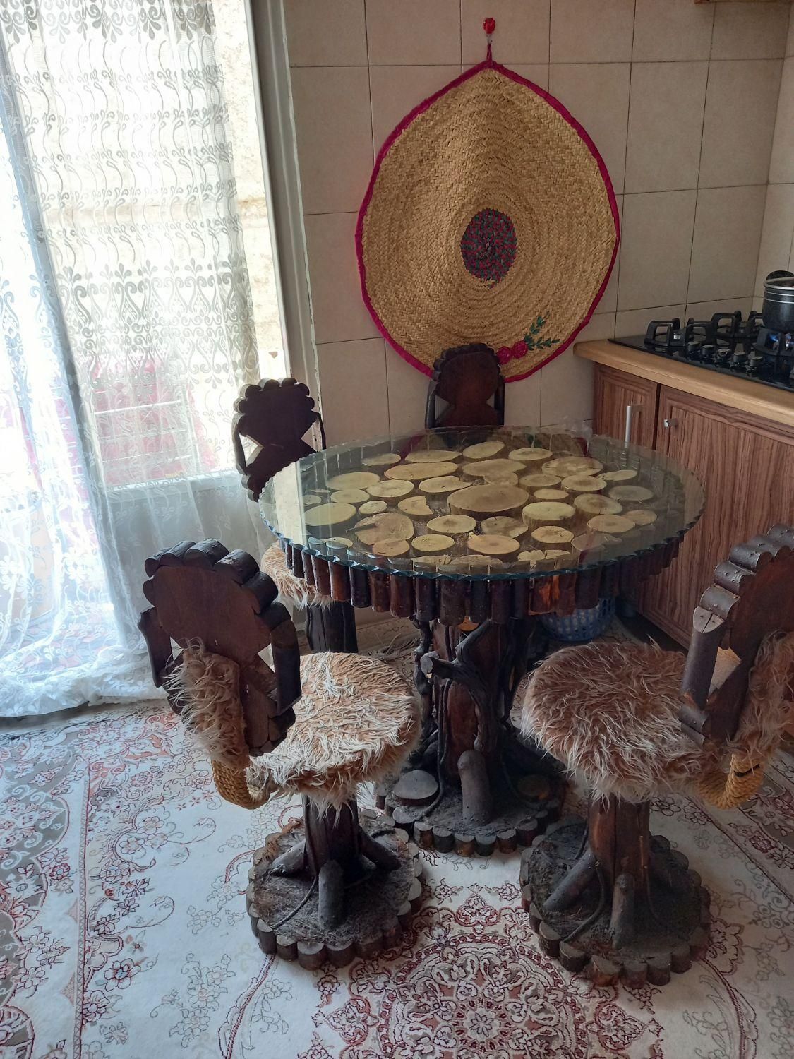مبل ۹نفره ونهارخوری ۴نفره|مبلمان خانگی و میز عسلی|قزوین, |دیوار