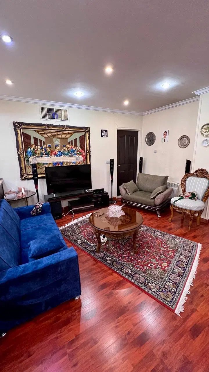 آپارتمان۲۰۰متری/۴خواب مستر/خیام شرقی/کاسبی|فروش آپارتمان|کرج, مهرویلا شمالی|دیوار