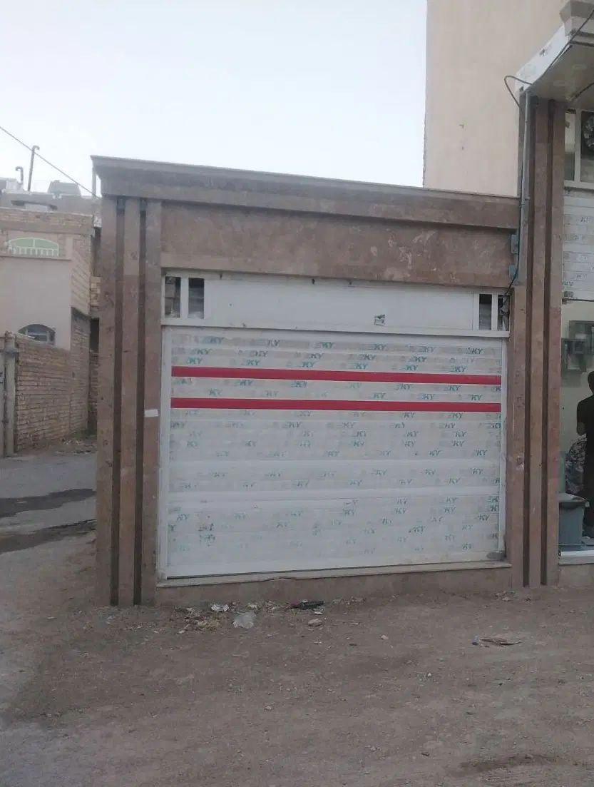 مغازه حدودا 10متری خیابان 12 صاحبالزمان کیان اباد|فروش مغازه و غرفه|شیراز, کیان آباد|دیوار
