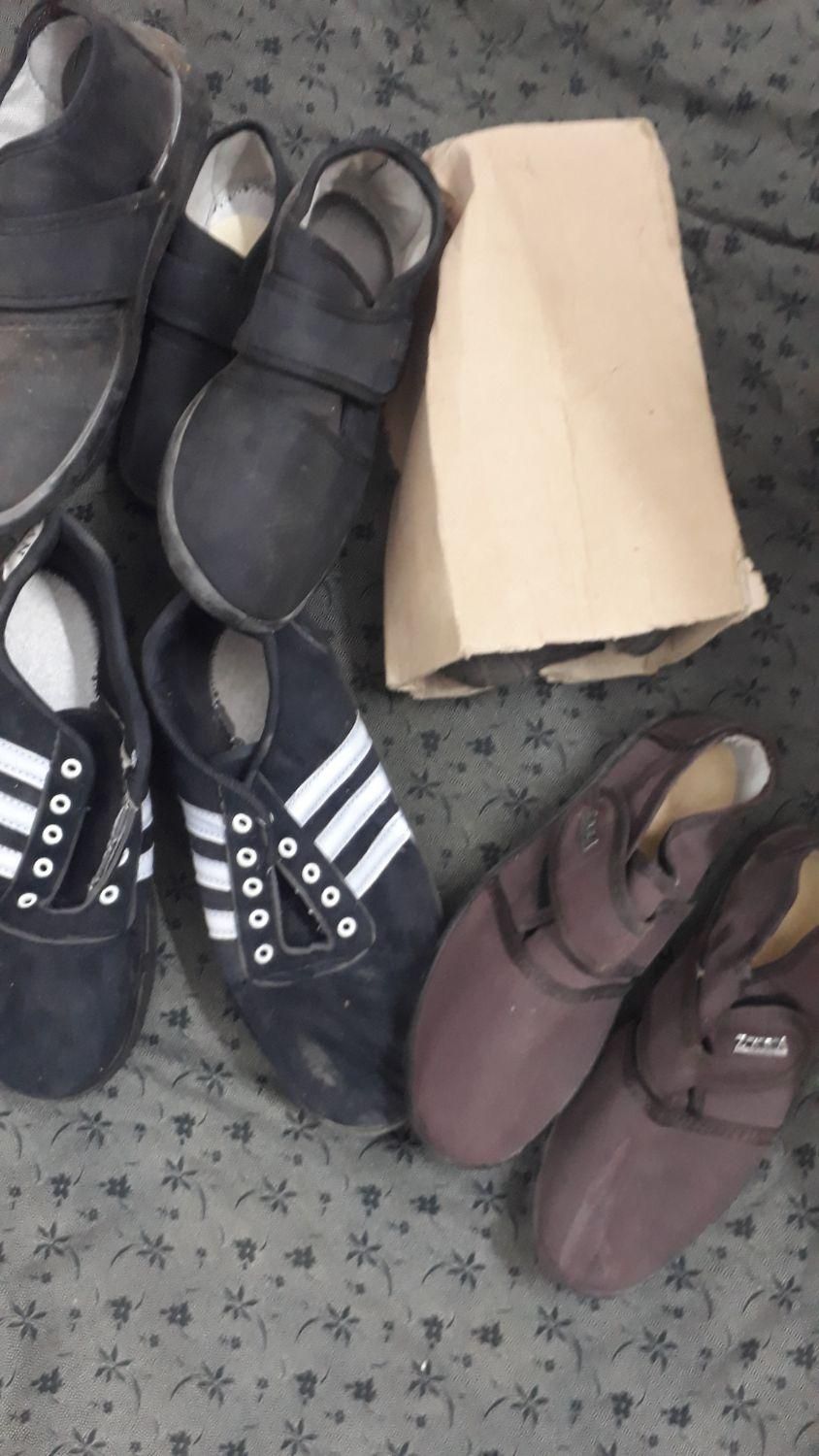 کفش و صندل حراجی بازار روز|کیف، کفش، کمربند|قم, سراجه (۱۵ خرداد)|دیوار