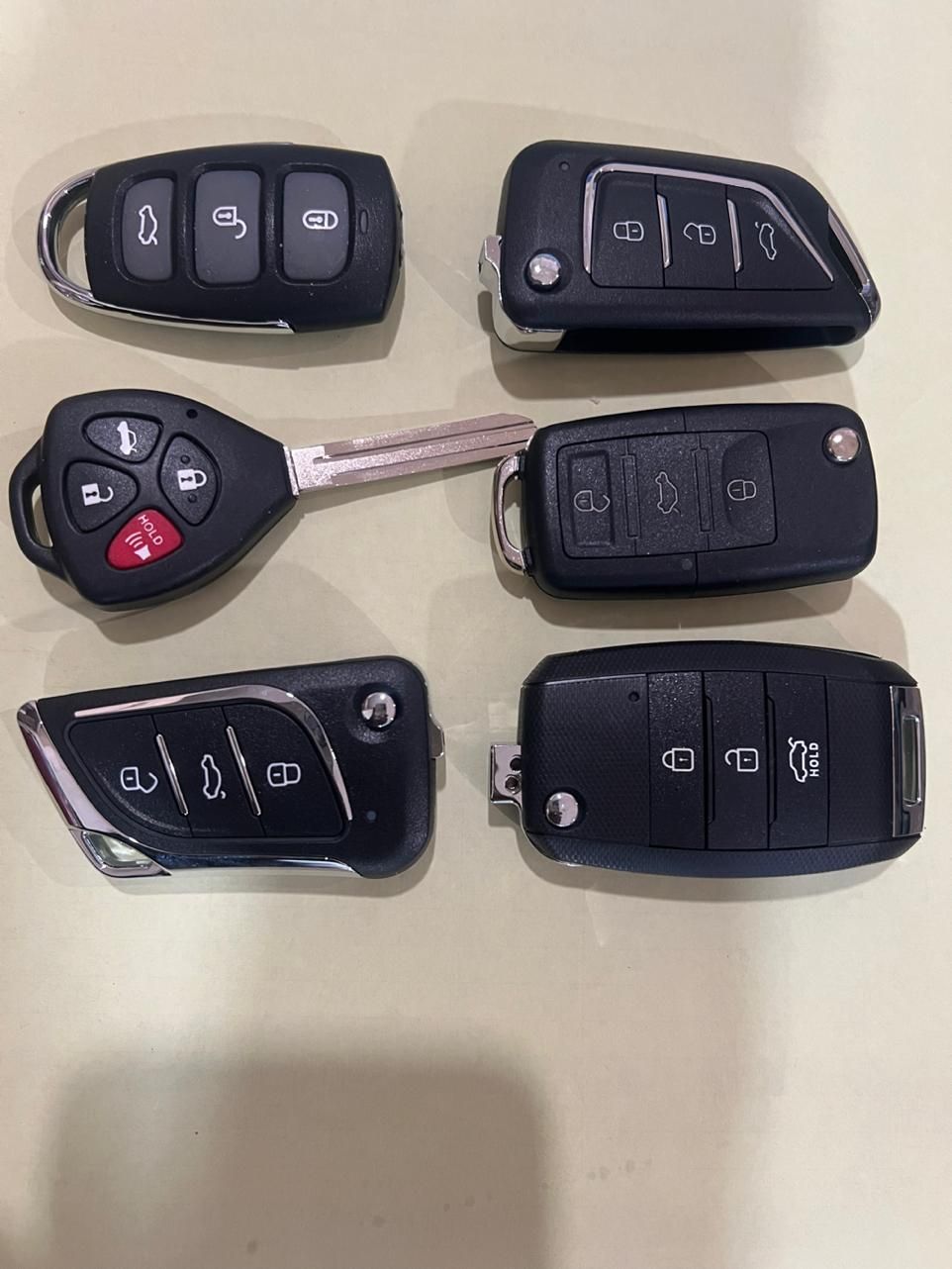 کلید سازی و ریموت خودرو|خدمات پیشه و مهارت|ایلام, |دیوار