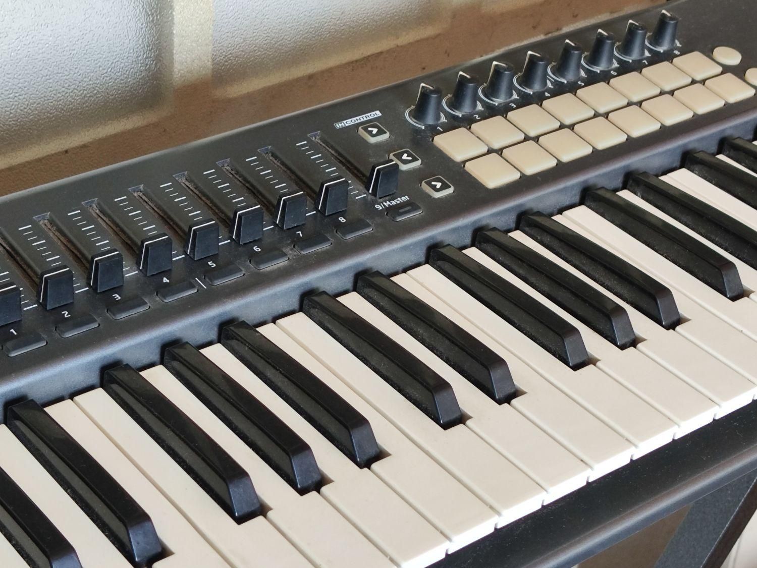 میدی کیبورد novation Launchkey 61|پیانو، کیبورد، آکاردئون|اصفهان, ملک‌شهر|دیوار