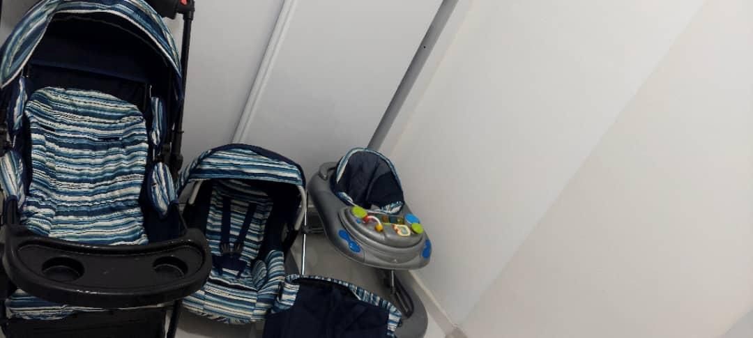 فرووش فوری کالسکه مارک چیکو|اسباب و اثاث بچه|شاهینشهر, سعدی جنوبی|دیوار