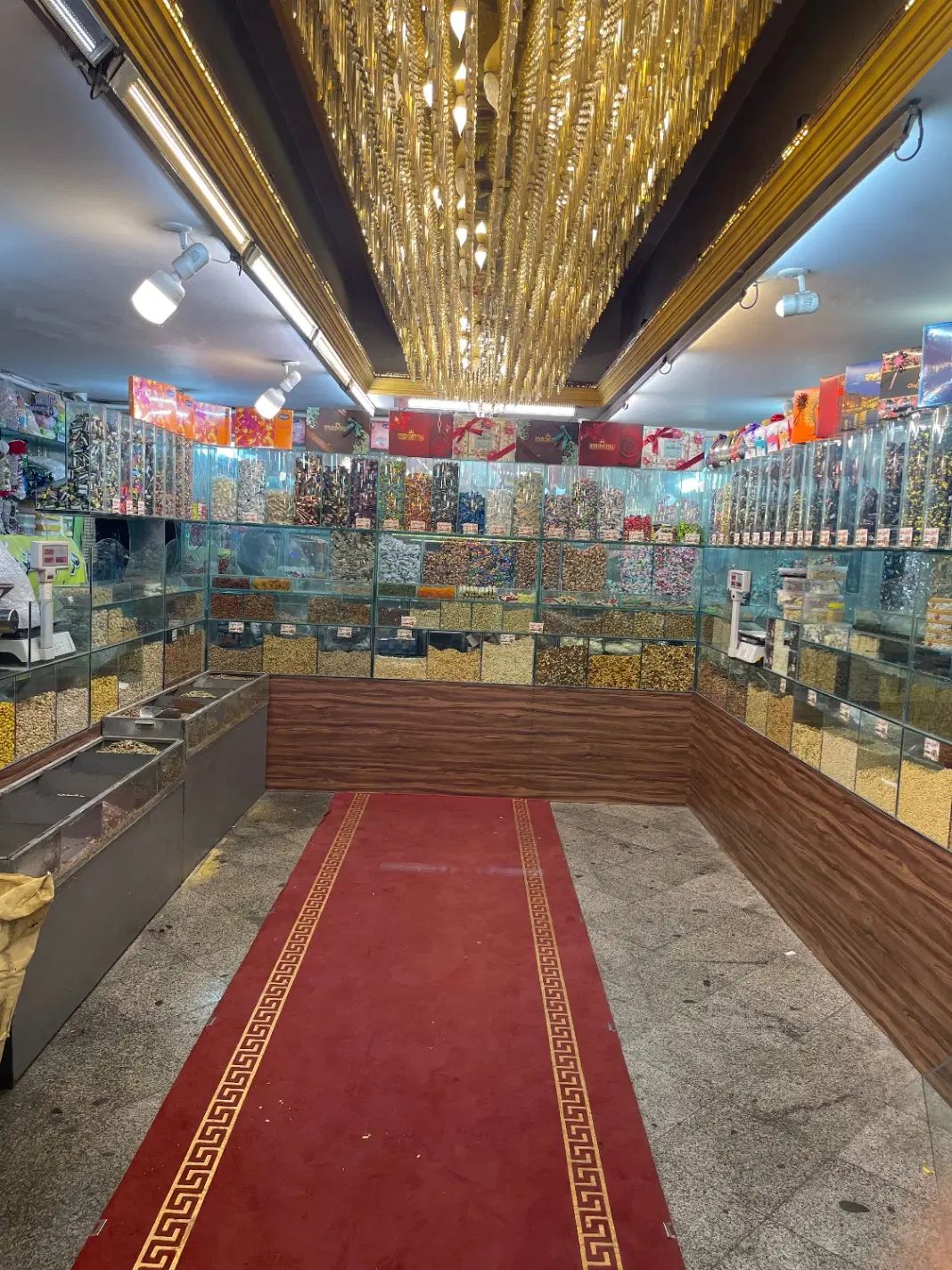 لوستر سلطنتی|لوستر و چراغ آویز|مشهد, شهید مطهری|دیوار