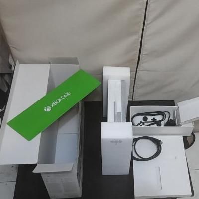 xbox one s در حد نو|کنسول، بازی ویدئویی و آنلاین|تهران, گمرک|دیوار