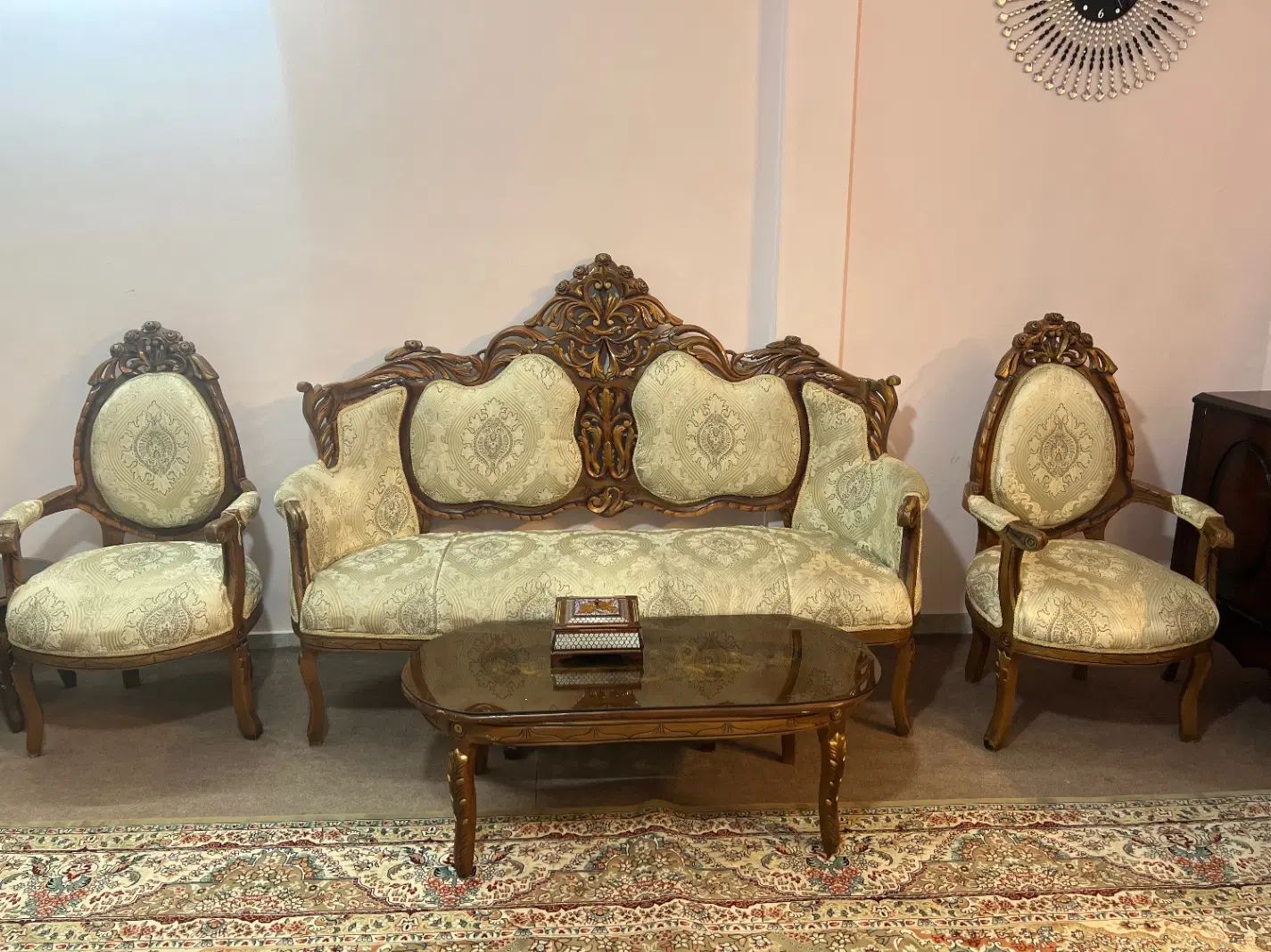 مبل سلطنتی ۹نفره|مبلمان خانگی و میز عسلی|مشهد, کوشش|دیوار