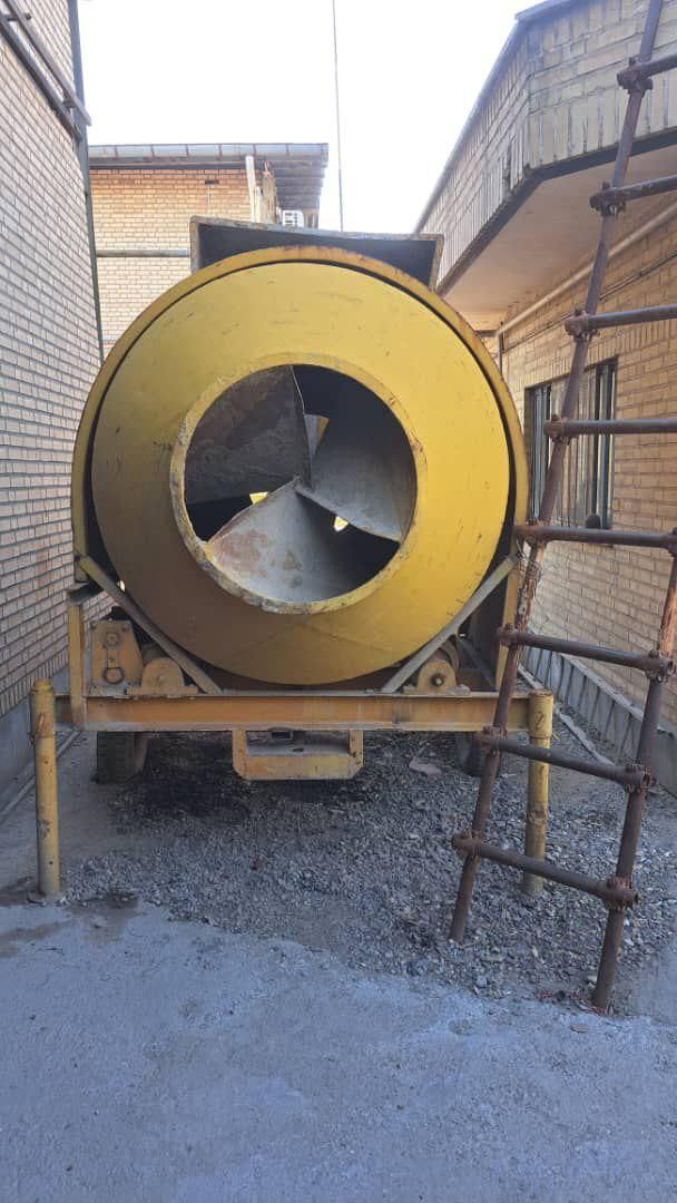 میکسر بتن ۷۵۰ لیتری با موتور دیزل|مصالح و تجهیزات ساختمان|پاکدشت, خاتون آباد|دیوار