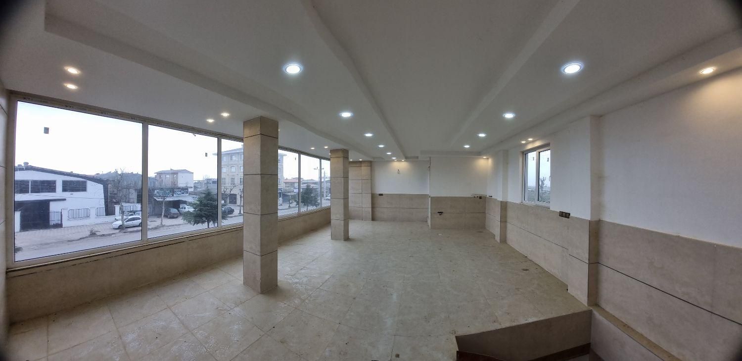 اجاره مغازه ۱۱۵ متری درجاده چمخاله|اجارهٔ مغازه و غرفه|لنگرود, |دیوار