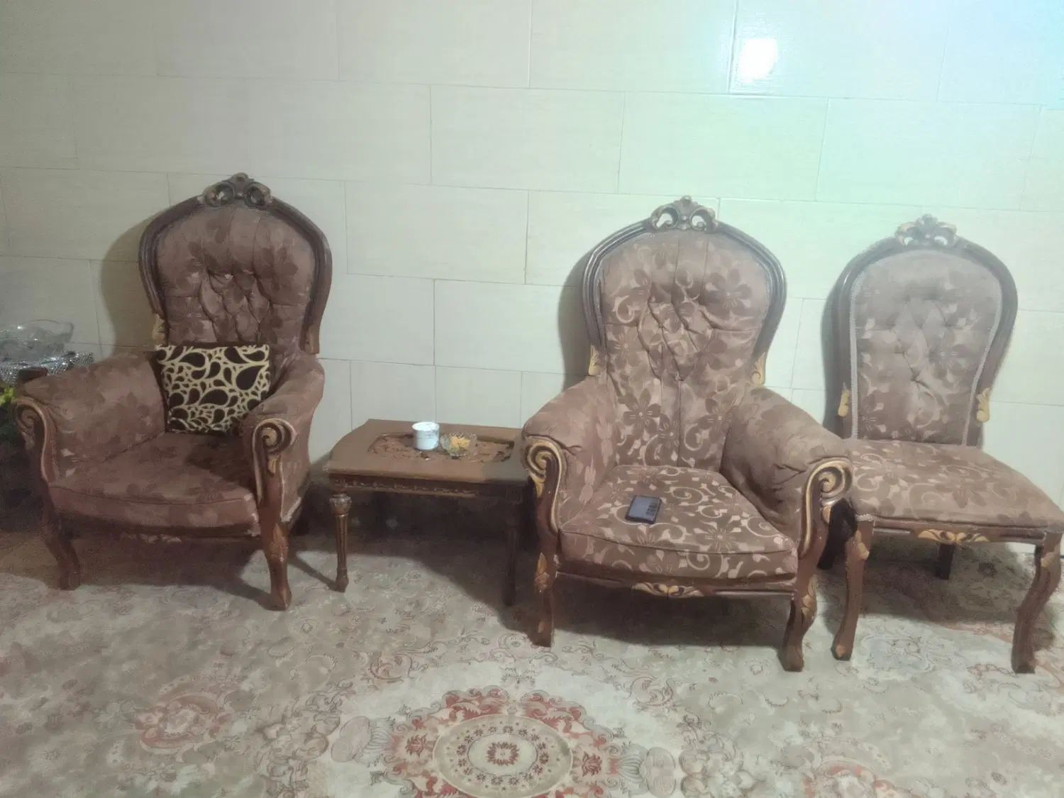 مبلمان سلطنتی|مبلمان خانگی و میز عسلی|مشهد, سجادیه|دیوار
