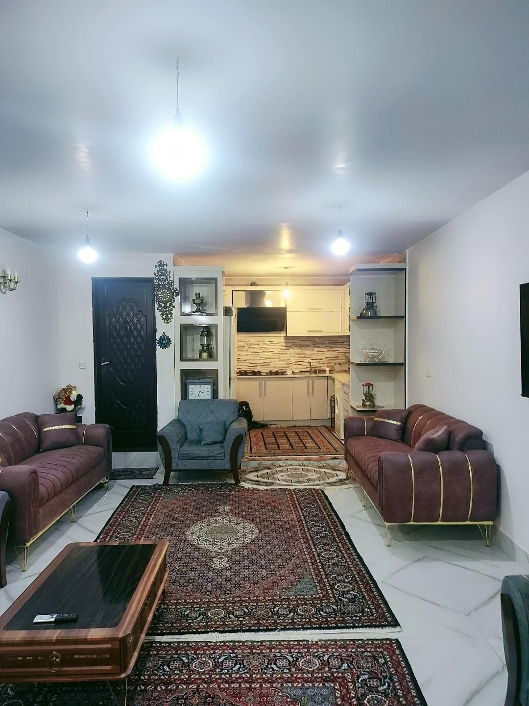اجاره روزانه/هفتگی/ماهانه آپارتمان ۹۰ متری|اجارهٔ کوتاه‌مدت آپارتمان و سوئیت|اردبیل, |دیوار