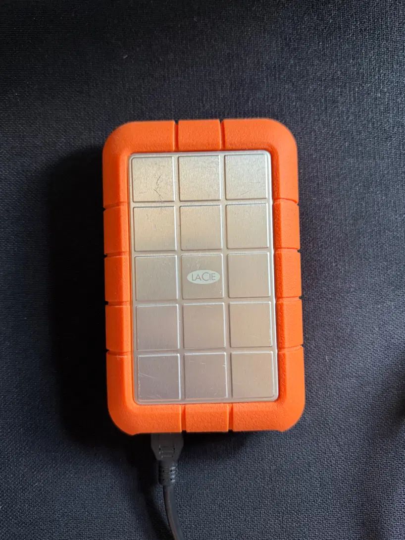 هارد درایو اکسترنال لسی  Lacie Hard Drive 1TB|قطعات و لوازم جانبی رایانه|اصفهان, مرداویج|دیوار