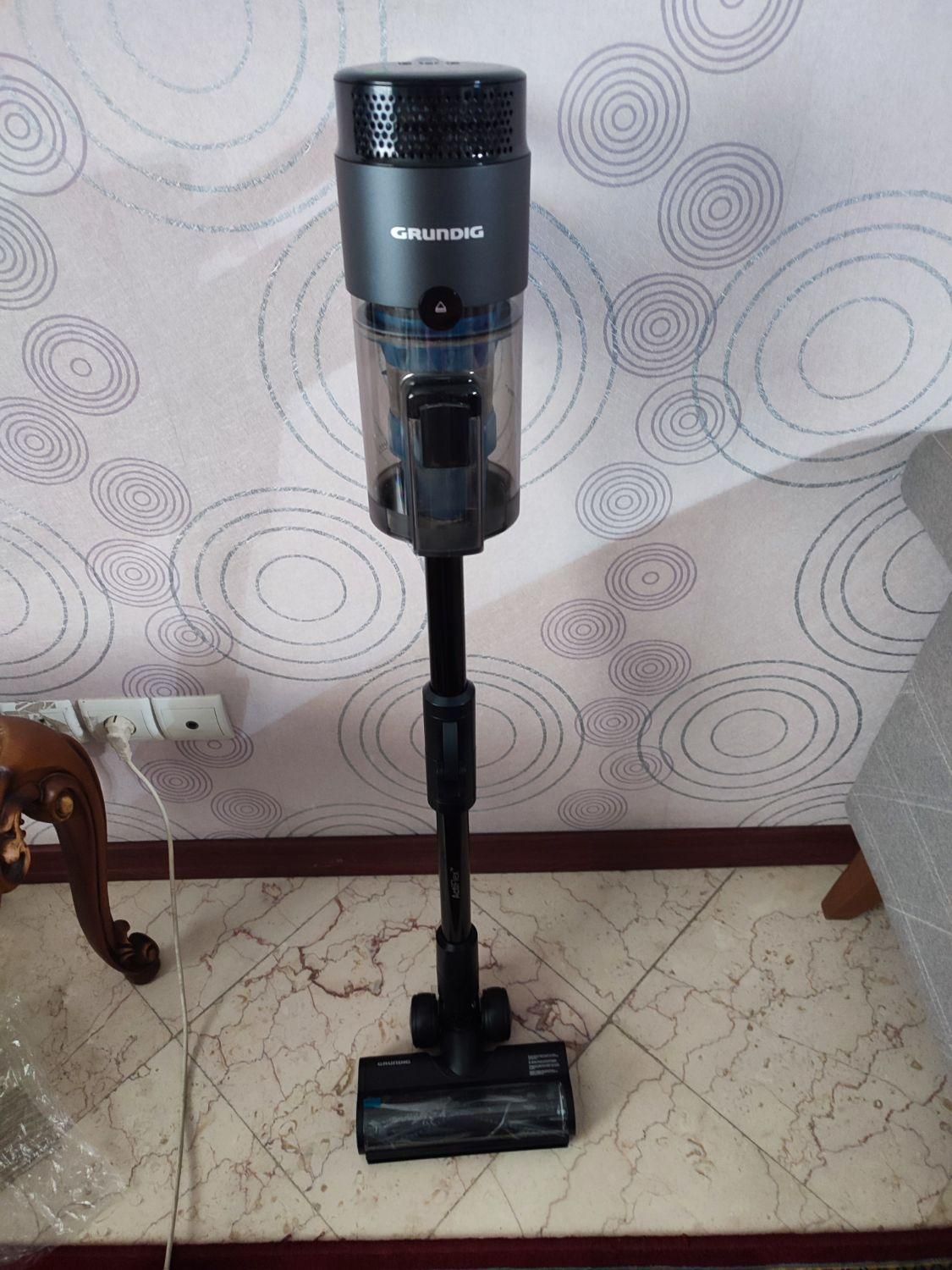 جارو برقی بی سیم ایستاده برندGRUNDIG آلمان|جاروبرقی، جارو شارژی، بخارشو|تهران, باغ فیض|دیوار
