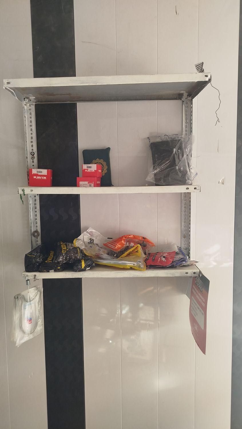 قفسه تمیزه بدون عیب ایراد|بوفه، ویترین، کنسول|اهواز, کمپلو جنوبی|دیوار