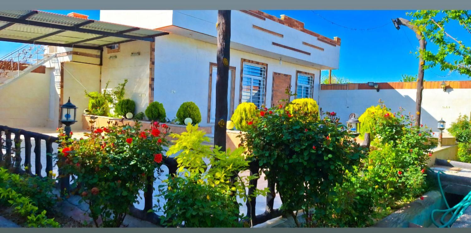اجاره باغ مهریز|اجارهٔ کوتاه‌مدت ویلا و باغ|مهریز, |دیوار