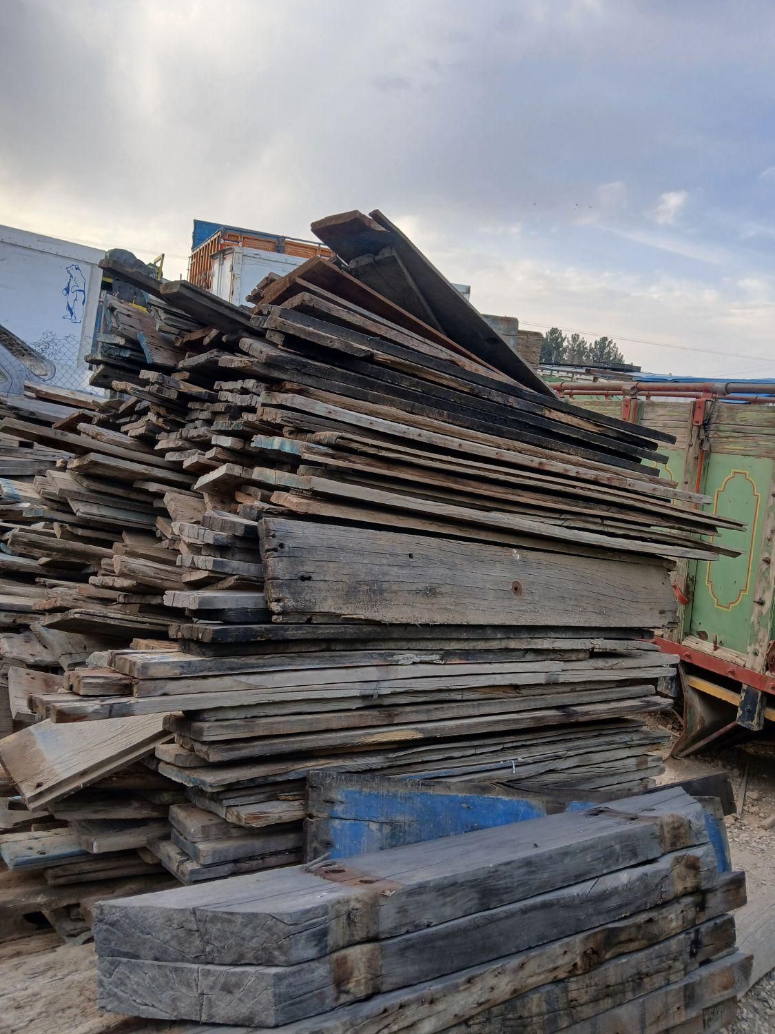 تخته دوتراش پشت بند|مصالح و تجهیزات ساختمان|اصفهان, عاشقآباد|دیوار