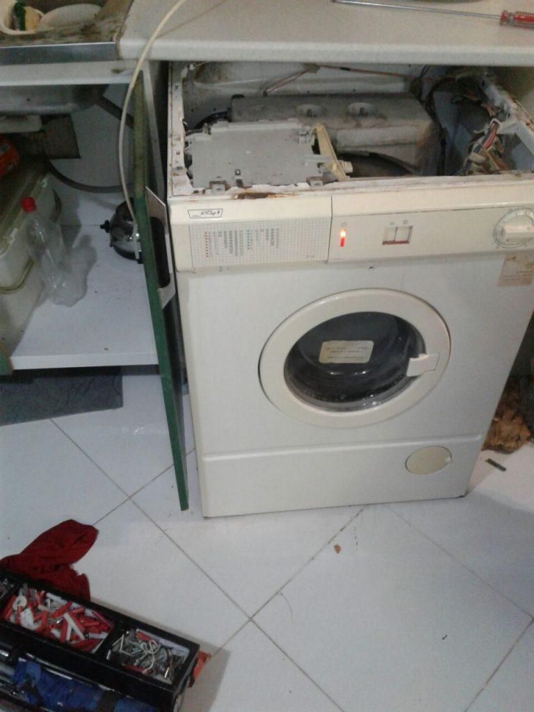 لباس شویی های مشکل دار میبریم|خدمات پیشه و مهارت|کنگاور, |دیوار