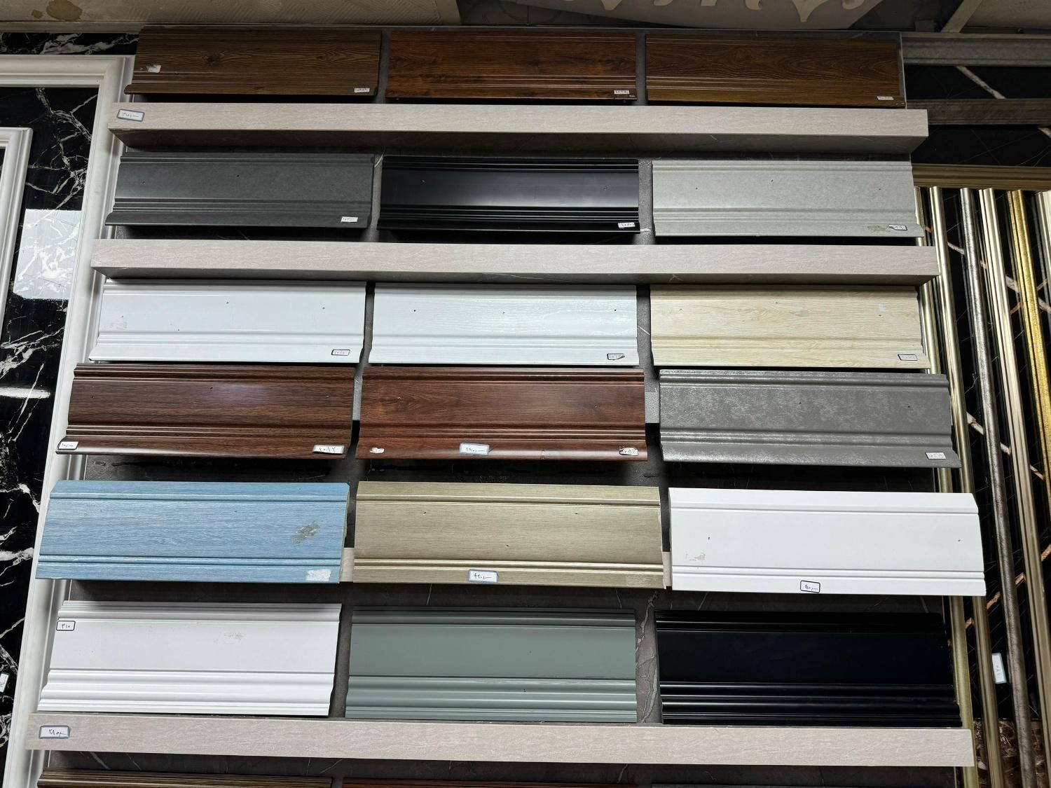 فروش عمده و تک قرنیز از متری 40 هزارتومان|مصالح و تجهیزات ساختمان|کرج, چهارصد دستگاه|دیوار