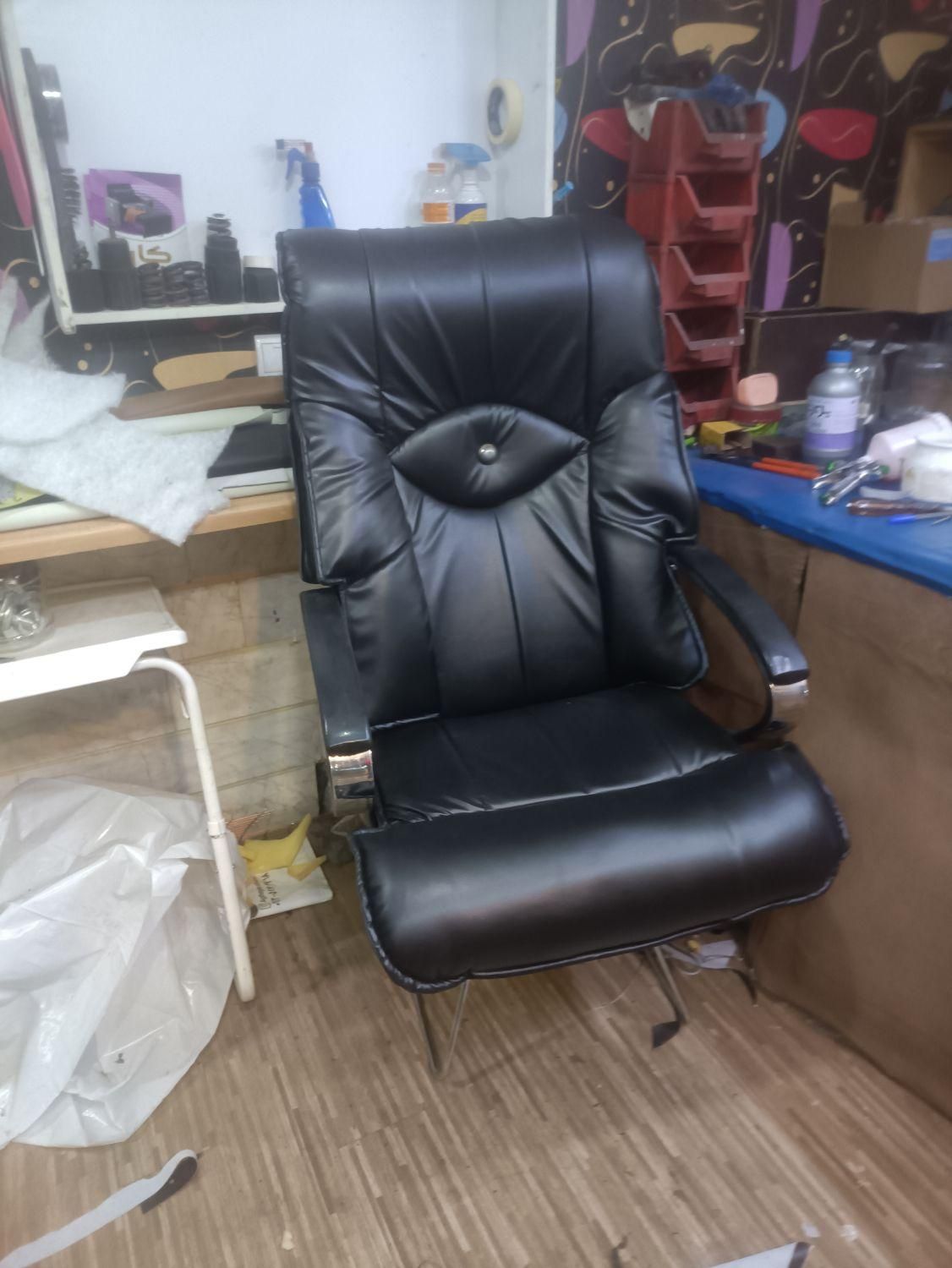 تعمیرات صندلی اداری ارایشی|خدمات پیشه و مهارت|تهران, مسعودیه|دیوار