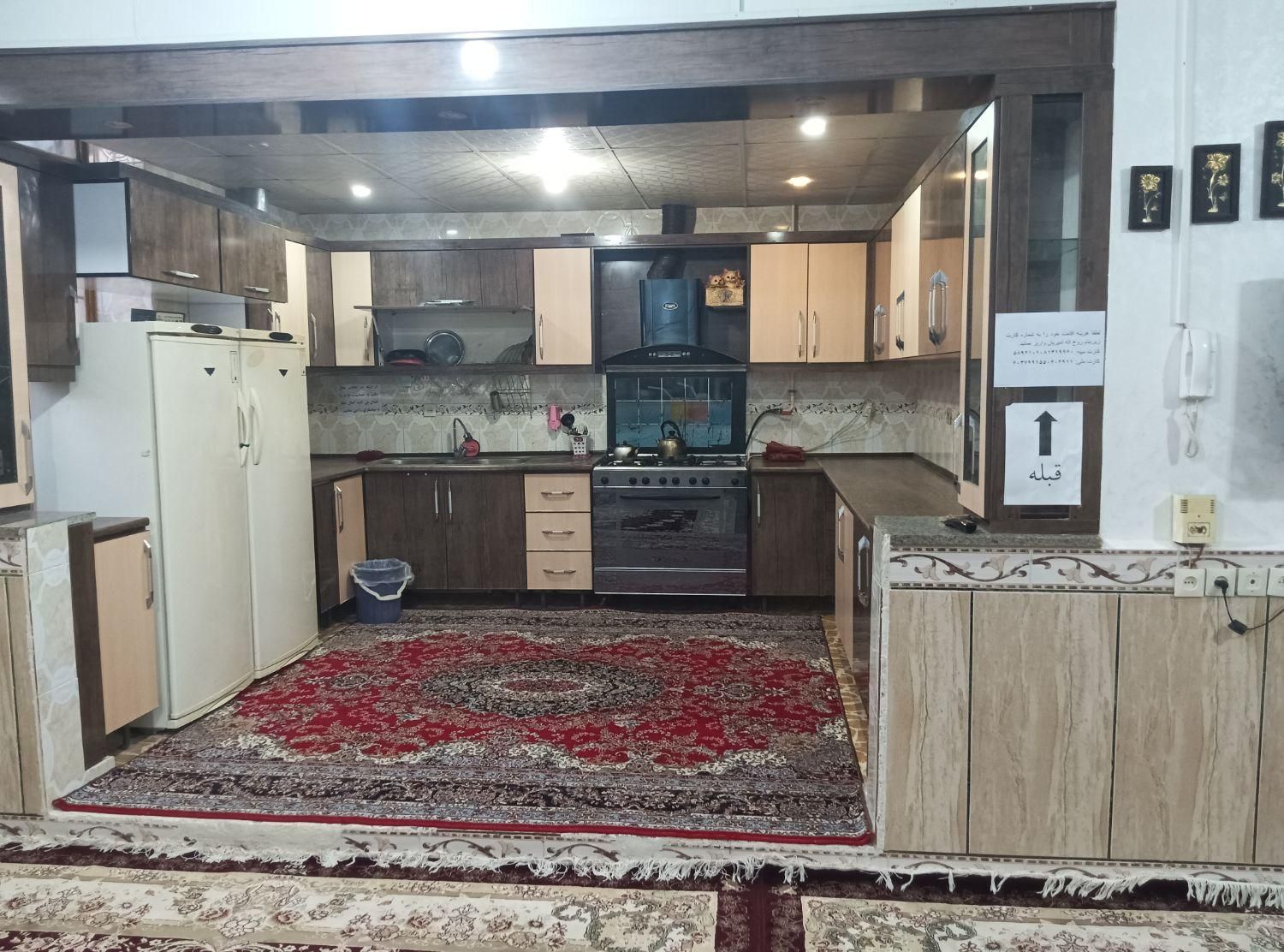 پارکینگ سوئیت و خانه مسافر امیریان|اجارهٔ کوتاه‌مدت آپارتمان و سوئیت|مهران (ایلام), |دیوار