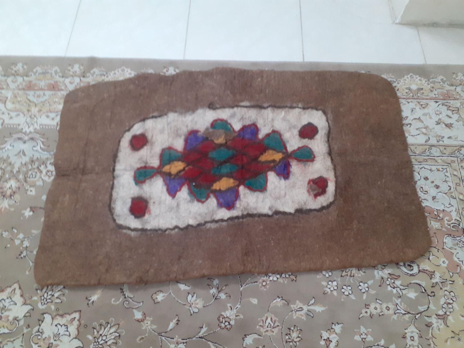 نمد ۱۳۰در ۸۰|گلیم، جاجیم، گبه|مشکین‌دشت, |دیوار