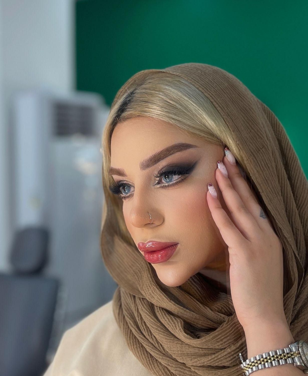 آموزش میکاپ عروس همراه با مدرک فنی حرفه ای و خصوصی|خدمات آرایشگری و زیبایی|قشم, |دیوار