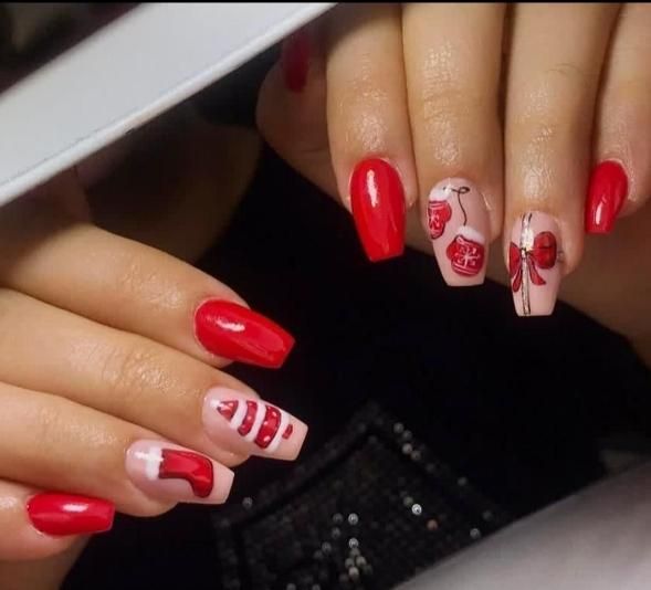 آموزش و کاشت تخصصی ناخن|خدمات آرایشگری و زیبایی|اندیشه, |دیوار