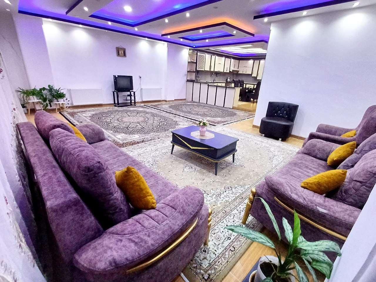 اجاره سوییت منزل خانه در شهر جوانرود با پارکینگ|اجارهٔ کوتاه‌مدت آپارتمان و سوئیت|جوانرود, |دیوار