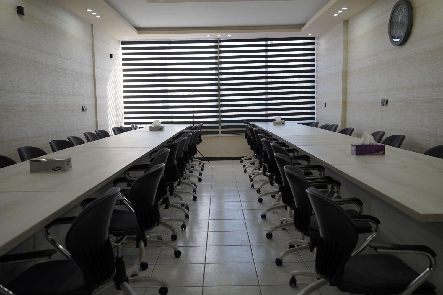 اجاره سالن کنفرانس ۸۰ متری در نقش جهان|اجارهٔ دفتر کار، اتاق اداری، مطب|اصفهان, نقش جهان|دیوار