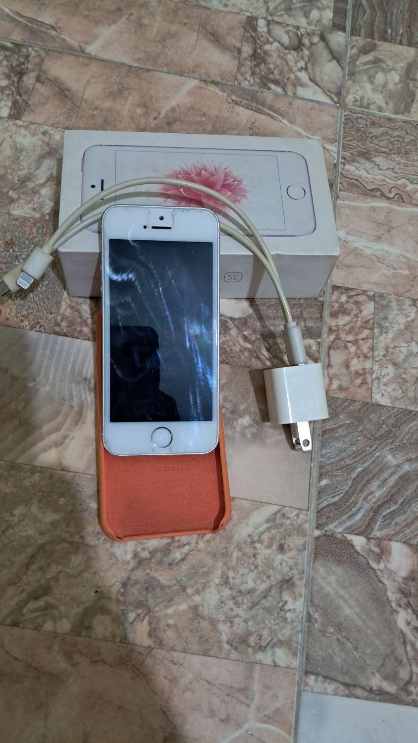 اپل iPhone SE 2016با حافظهٔ ۶۴ گیگابایت|موبایل|محمدشهر, محمدشهر|دیوار