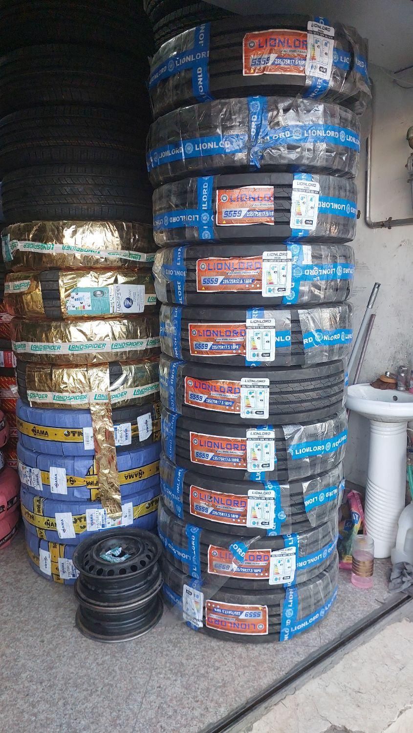 لاستیک بلک لاین رودوان جینیو نیسان عقب تیوبلس ۱۸لا|قطعات یدکی و لوازم جانبی|مشهد, جلالیه|دیوار